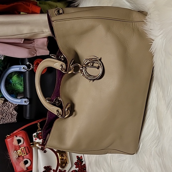 Dior bag - Picture 3 of 11